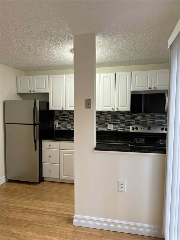 118 Centre St unit 118, Brookline, MA 02446 - photo 2