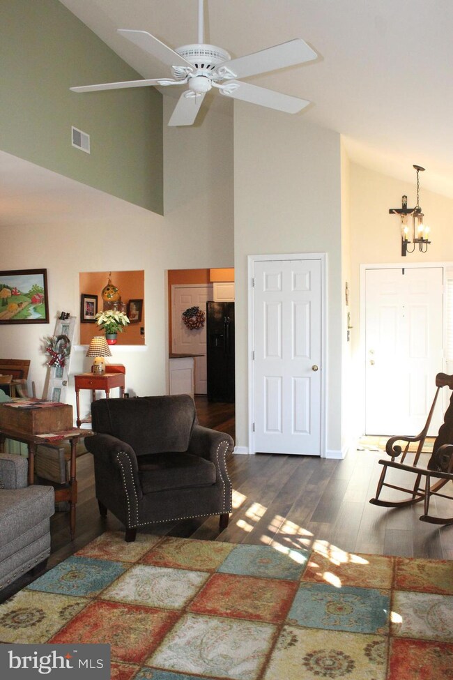 505 School Ln, Mount Joy, PA 17552 - photo 2