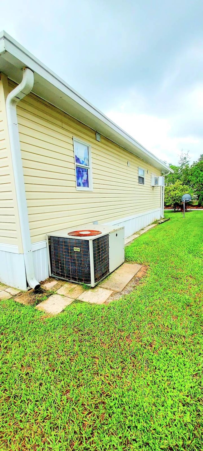 3642 Langley Ln, Zephyrhills, FL 33541 - photo 7