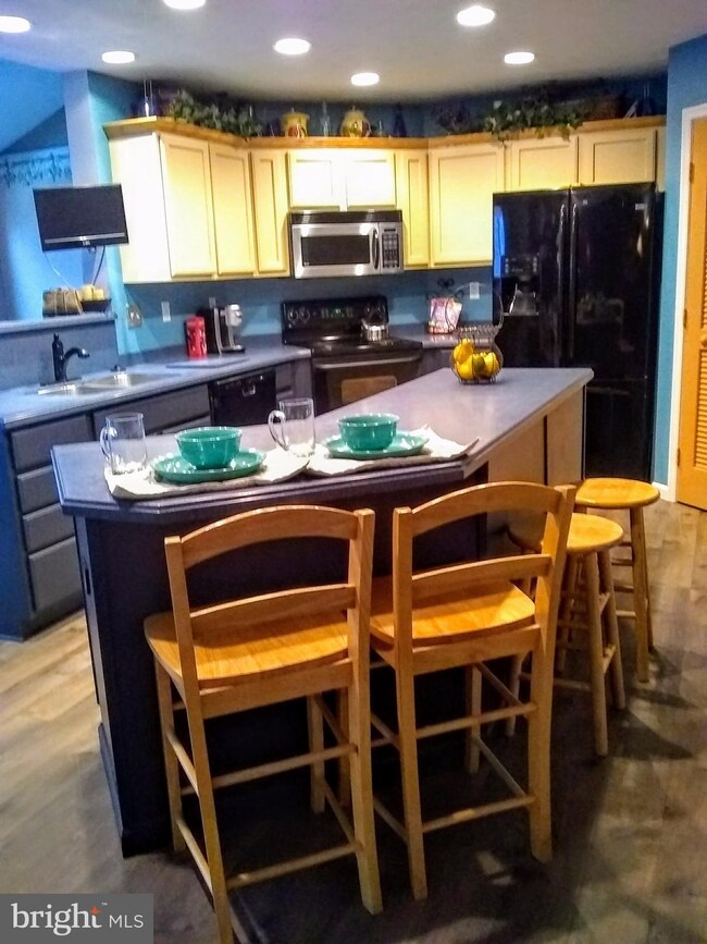 7887 Eagle View Dr, Chesapeake Beach, MD 20732 - photo 3