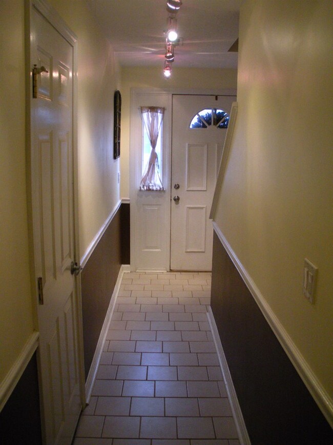 14 Vanden Rd, Merrimack, NH 03054 - photo 4