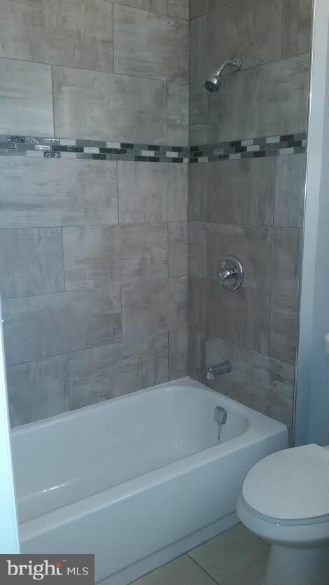 18541 Tarragon Way, Germantown, MD 20874 - photo 5