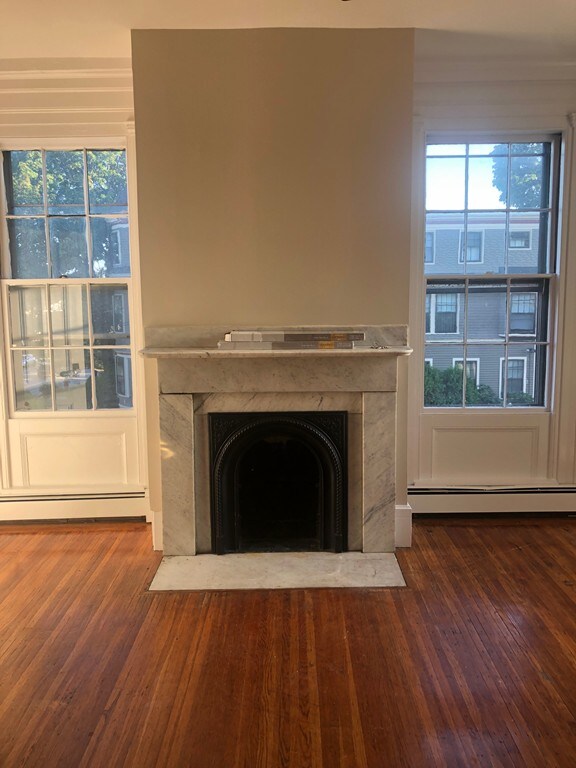 248 Lafayette St unit 6, Salem, MA 01970 - photo 2