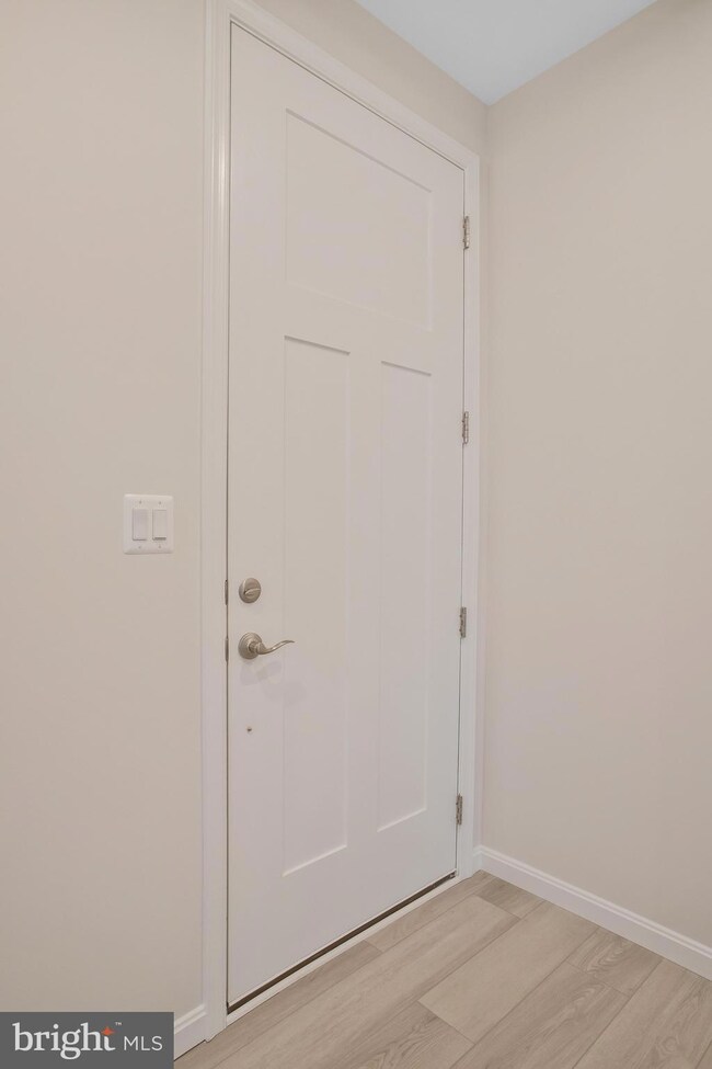 7915 Sage Brook Ct, Severn, MD 21144 - photo 5