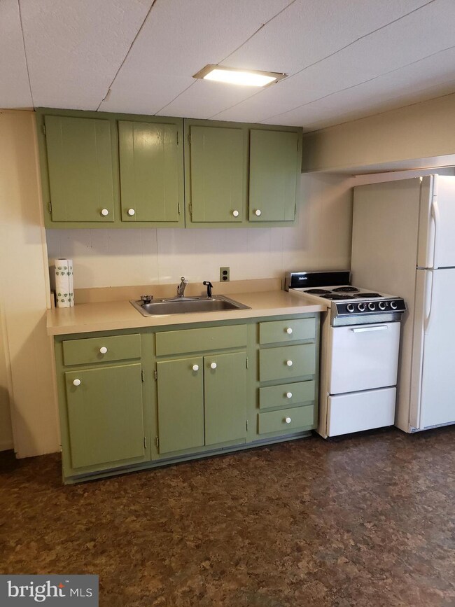 127 Springfield Ave unit LOWER LEVEL, Bala Cynwyd, PA 19004 - photo 5