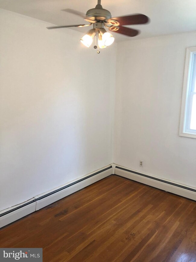 107 Cedar Rd, Wallingford, PA 19086 - photo 4