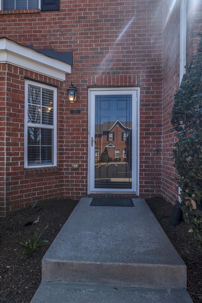 1101 Downs Blvd unit 225, Franklin, TN 37064 - photo 3