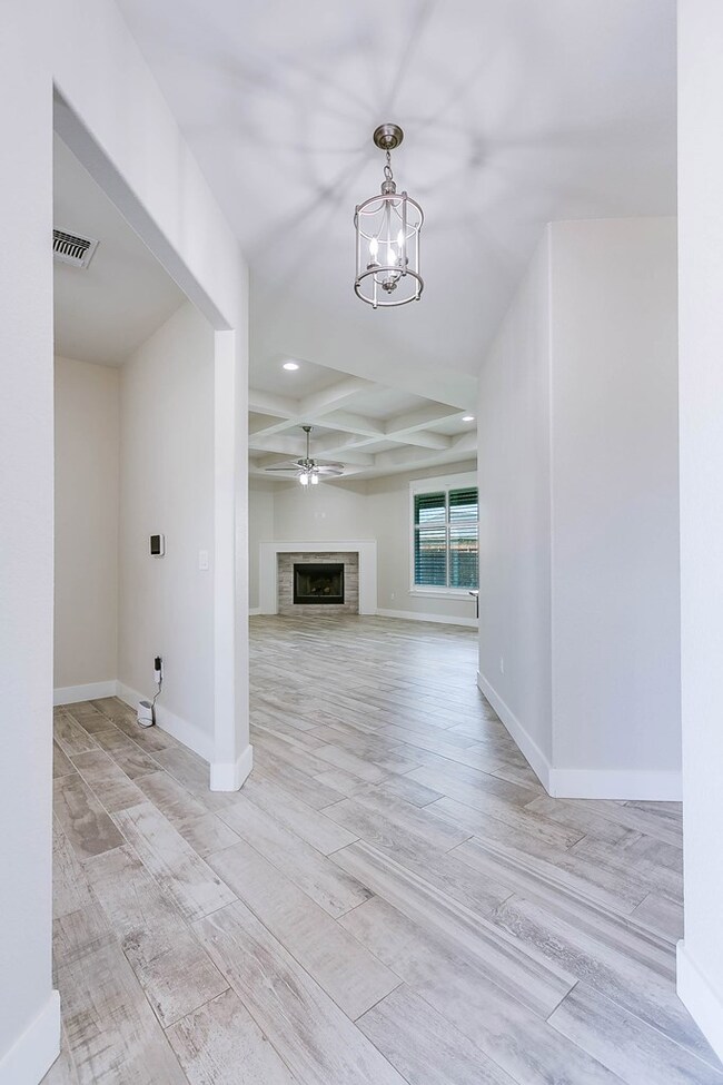 4721 Karsten Creek Dr, San Angelo, TX 76904 - photo 3