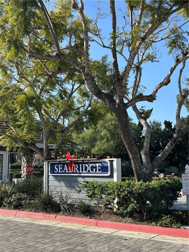 20191 Cape Coral Ln unit 214, Huntington Beach, CA 92646 - photo 2