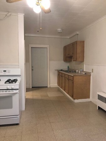 49 N Main St unit 2R, West Boylston, MA 01583 - photo 4