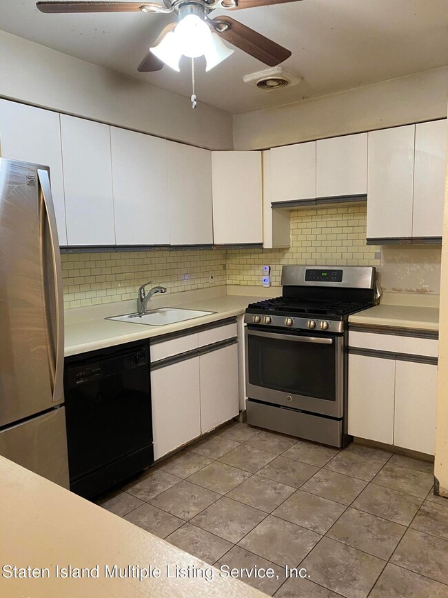 8203 155th St unit 1C