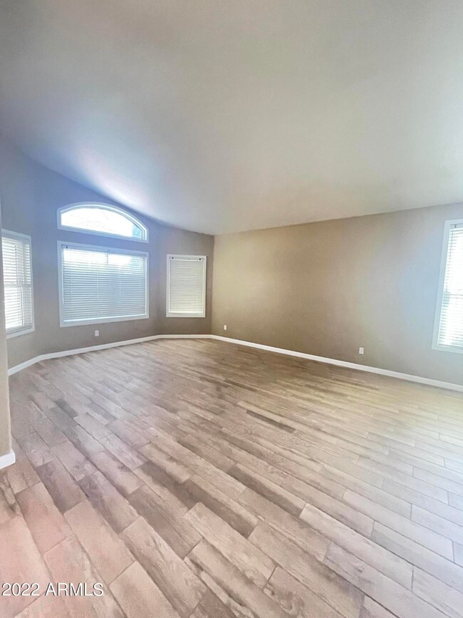 658 N Poplar Ct, Chandler, AZ 85226 - photo 7