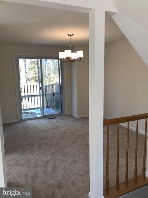 13887 Laura Ratcliff Ct, Centreville, VA 20121 - photo 7