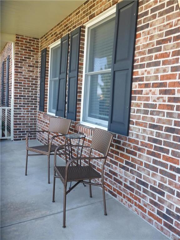 303 Spy Glass Hill Rd, Bath, PA 18014 - photo 5