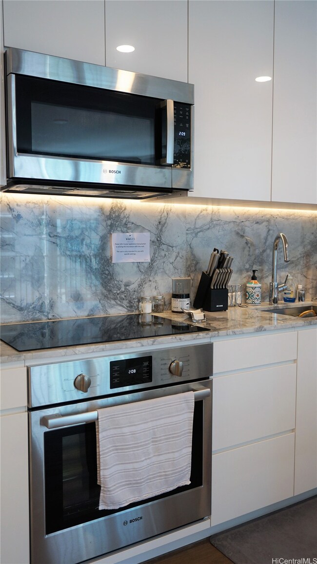 'A'ali'i unit 2504, Honolulu, HI 96814 - photo 5