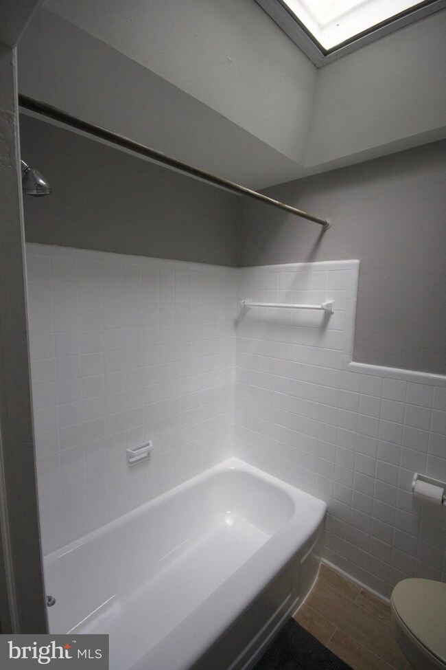 25 E Lynbrook Rd, Darby, PA 19023 - photo 5