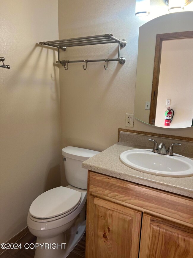 1082 W 26th Ave unit 10, Anchorage, AK 99503 - photo 7