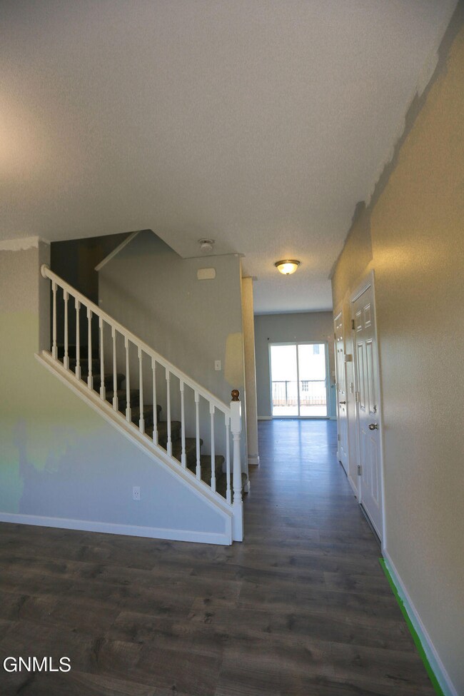 5801 Victoria Ave, Williston, ND 58801 - photo 7