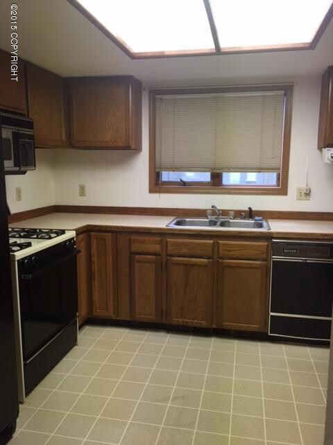 Kitchen Norman.JPG