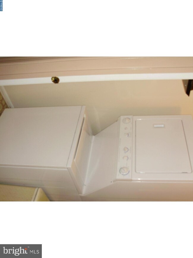 15 Lakebridge Dr, Woodbury, NJ 08096 - photo 5