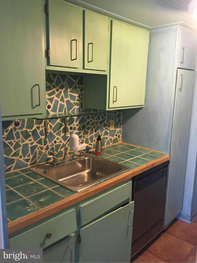 41 Eastford Ct unit 6, Parkville, MD 21234 - photo 5