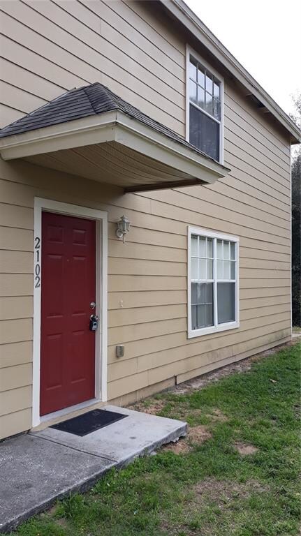 2102 Fan Palm Dr, Davenport, FL 33897 - photo 2