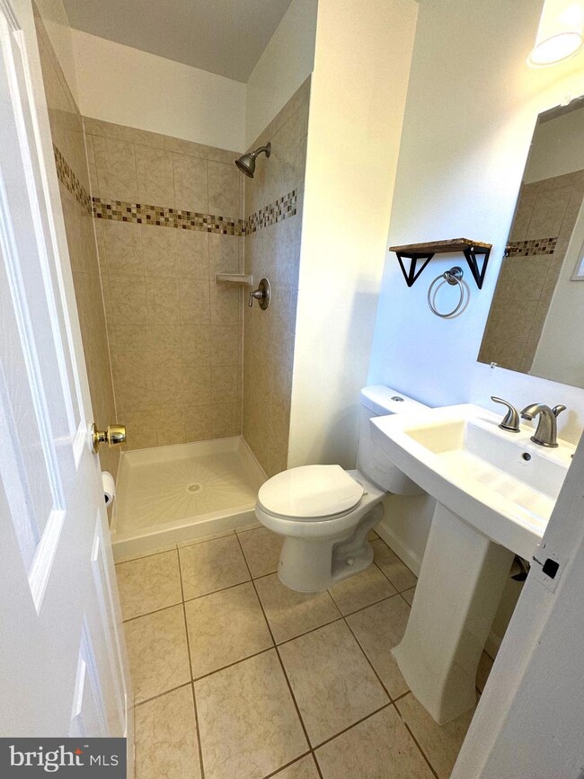 14012 London Ln, Rockville, MD 20853 - photo 6