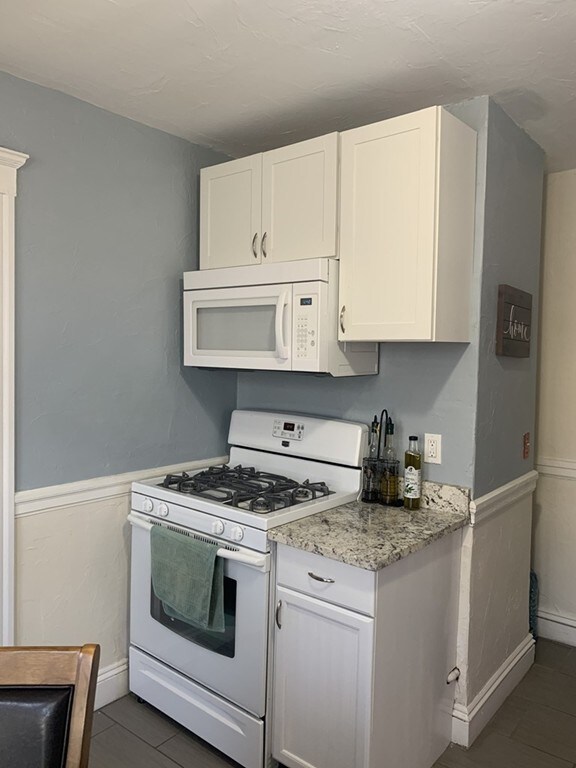 168 Bellingham St unit 2, Chelsea, MA 02150 - photo 7