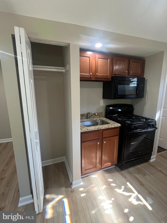 1881 Williamstown Rd, Sicklerville, NJ 08081 - photo 7