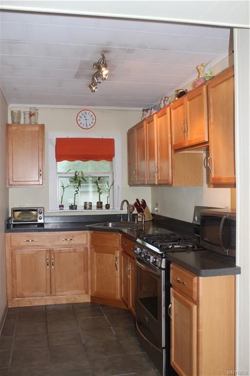 991 Nash Rd, North Tonawanda, NY 14120 - photo 5