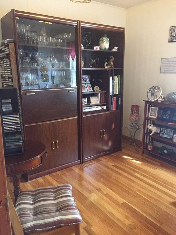 15 Milton St, New Bedford, MA 02740 - photo 5