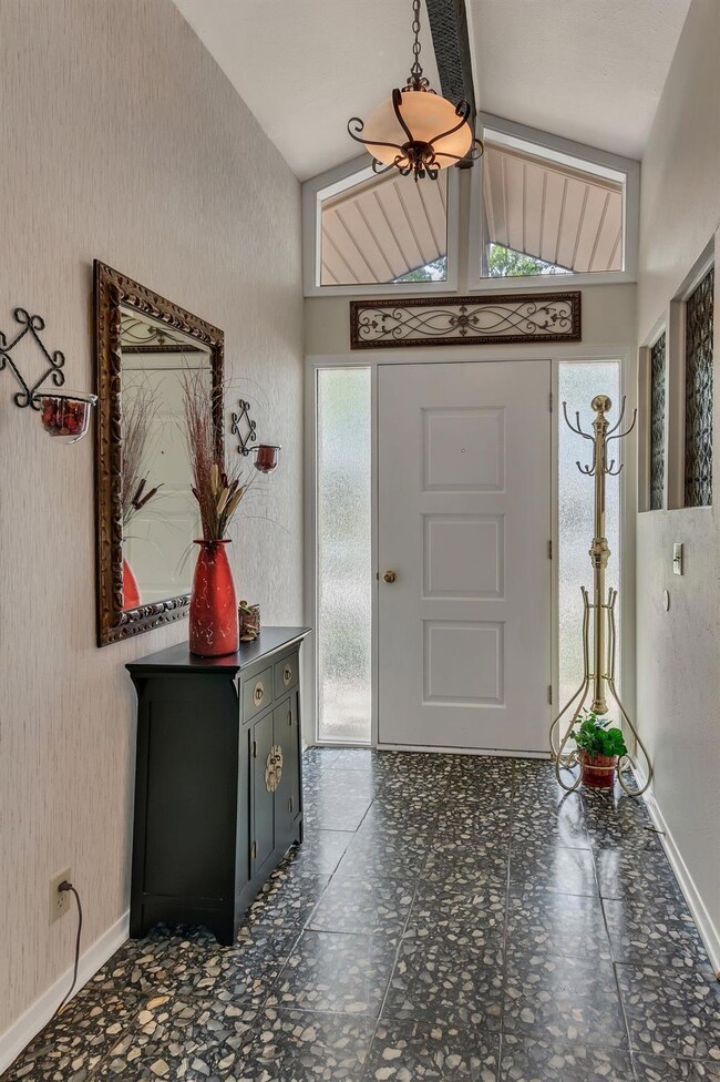 408 Circleview Dr S, Hurst, TX 76054 - photo 5