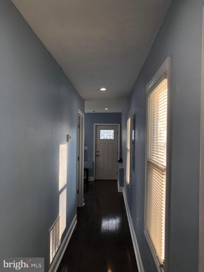 432 W Roberts Ave, Wildwood, NJ 08260 - photo 6