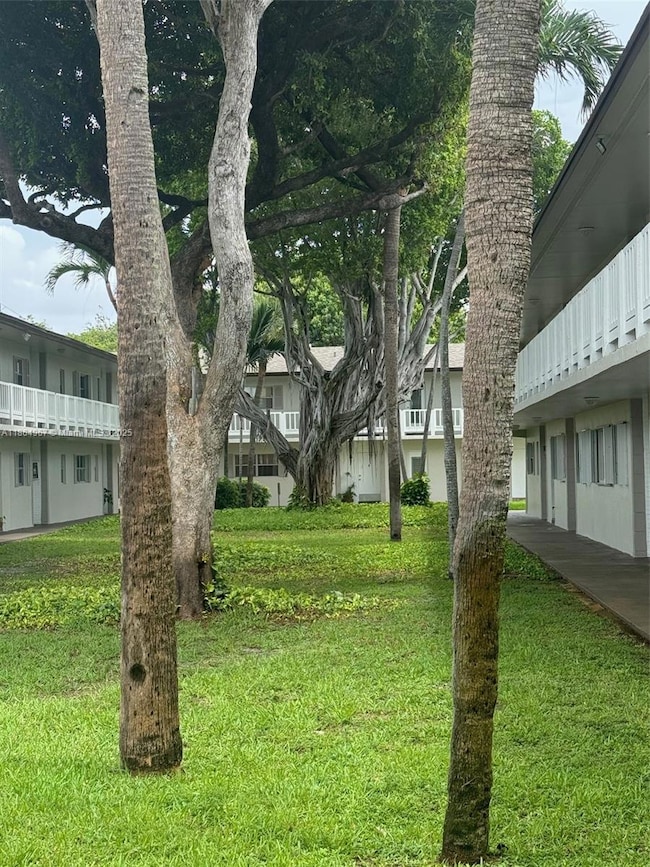 430 SE 2nd Ave unit 4, Deerfield Beach, FL 33441 - photo 2