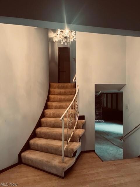Foyer/Stairs