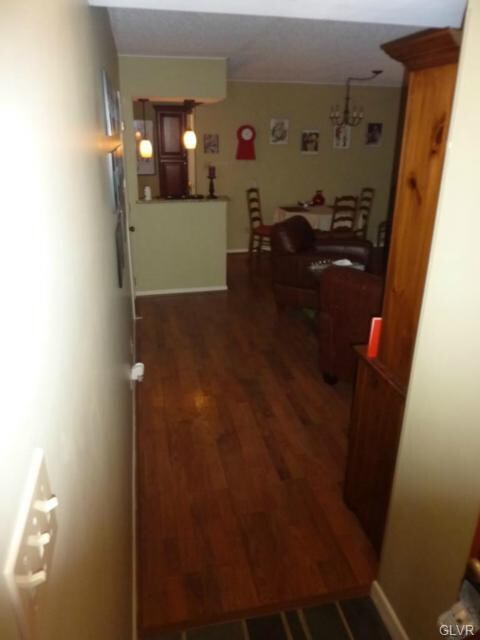 2681 Rolling Green Dr, Macungie, PA 18062 - photo 3