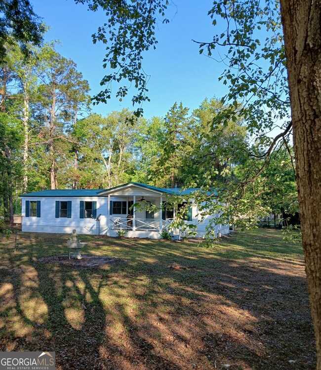 235 Magnolia St, Homeland, GA 31537 - photo 4