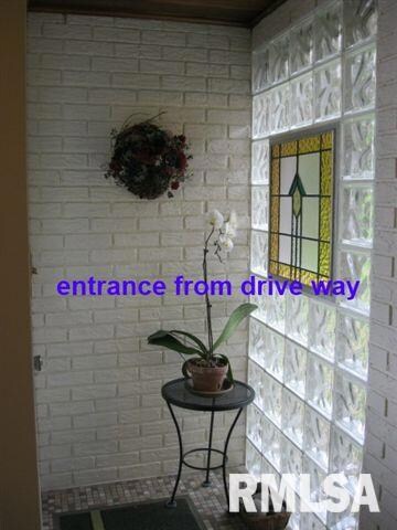 1890 14th St, Bettendorf, IA 52722 - photo 5