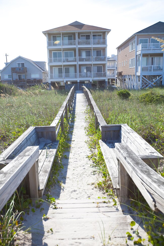 714 Carolina Beach Ave N unit D, Carolina Beach, NC 28428 - photo 2