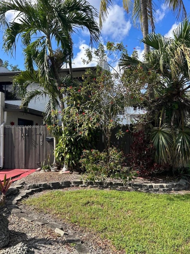 7100 SW 112th Place, Miami, FL 33173 - photo 2