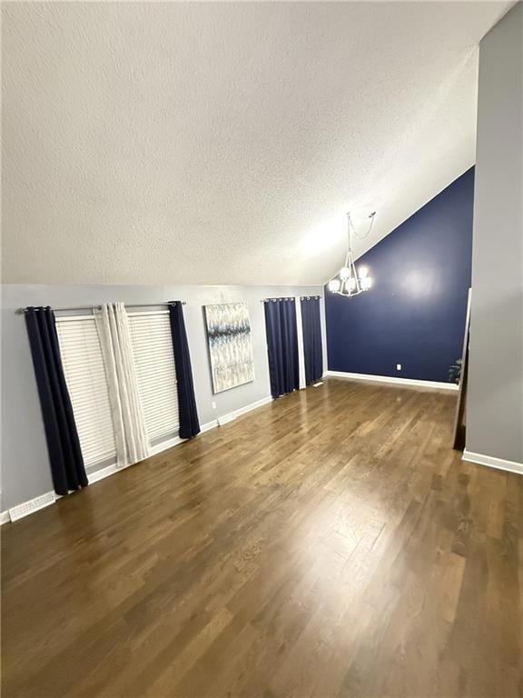 160 E Nelson Cir, Olathe, KS 66061 - photo 5