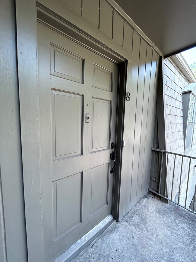 3902 Mandell St unit 8, Houston, TX 77006 - photo 2