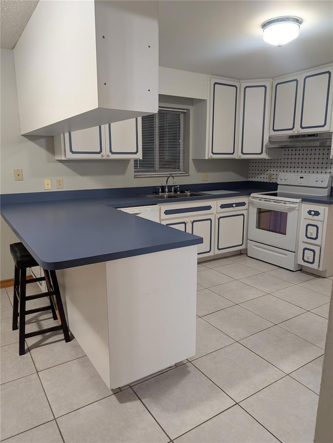 Kitchen Breakfast Counter