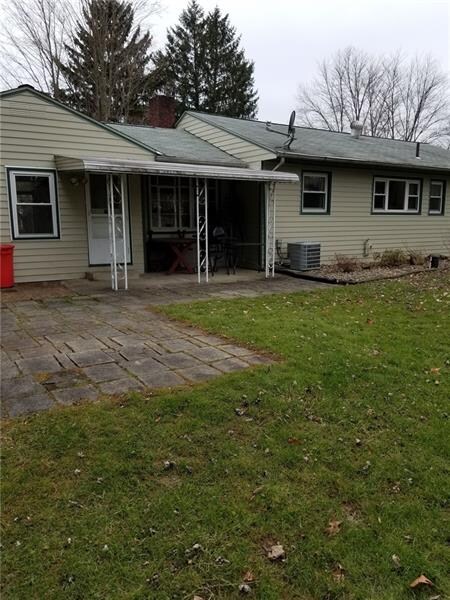 195 Easton Rd, Hermitage, PA 16148 - photo 3