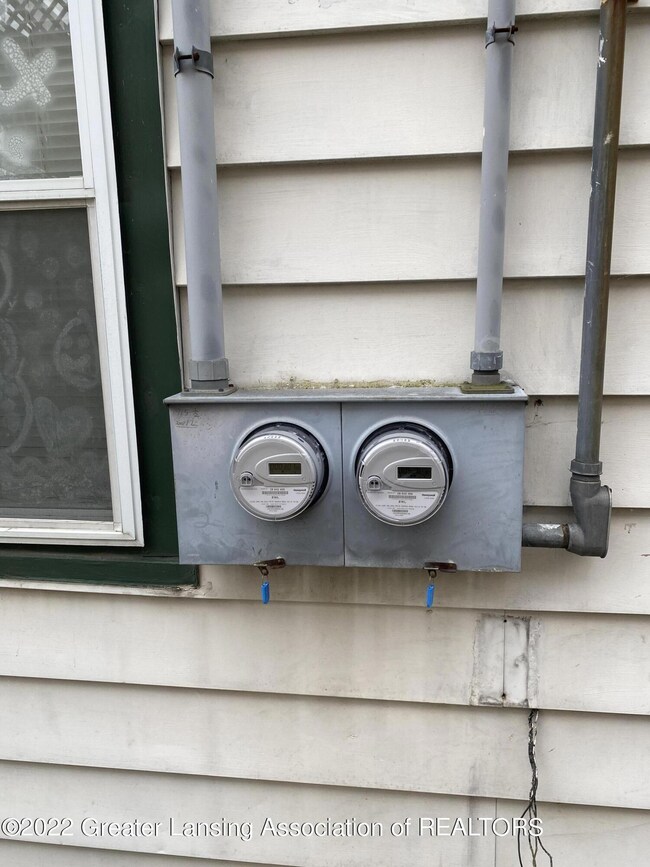 915 N Walnut St, Lansing, MI 48906 - photo 5