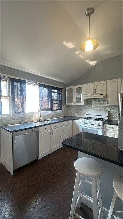 155 Cottage St unit 3, Everett, MA 02149 - photo 3