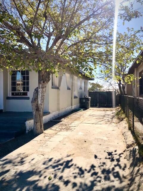 3702 Porter Ave, El Paso, TX 79930 - photo 2