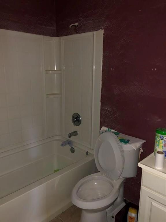 1080 SW Colorado Bathroom