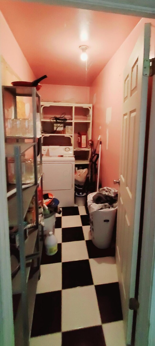 1700 Marsdale Ave, Columbus, OH 43223 - photo 4