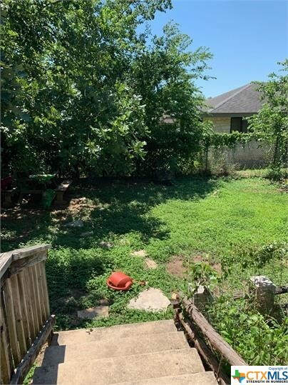 1225 Clyde St unit 1225, San Marcos, TX 78666 - photo 6